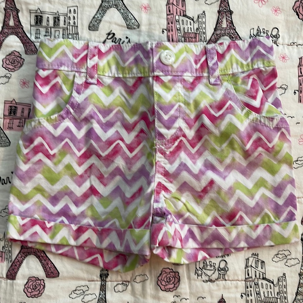 Girls 3T Chevron Shorts